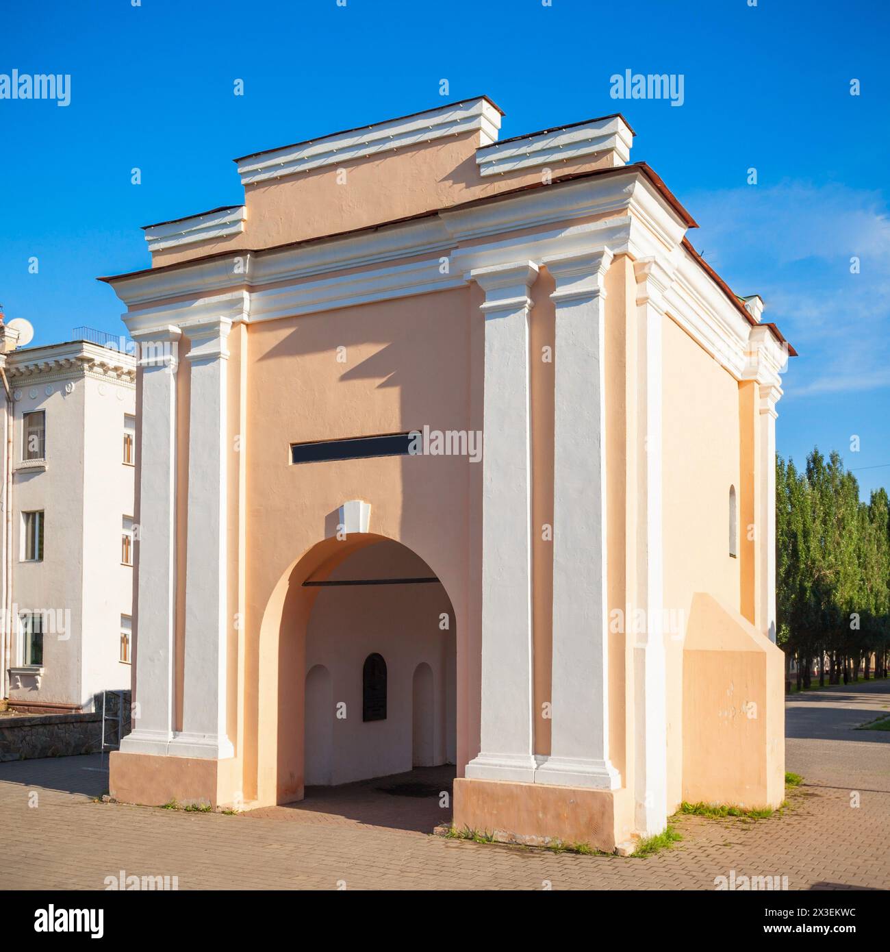 Die Tara Tore oder Tarskije Vorota im Zentrum von Omsk in Sibirien, Russland Stockfoto