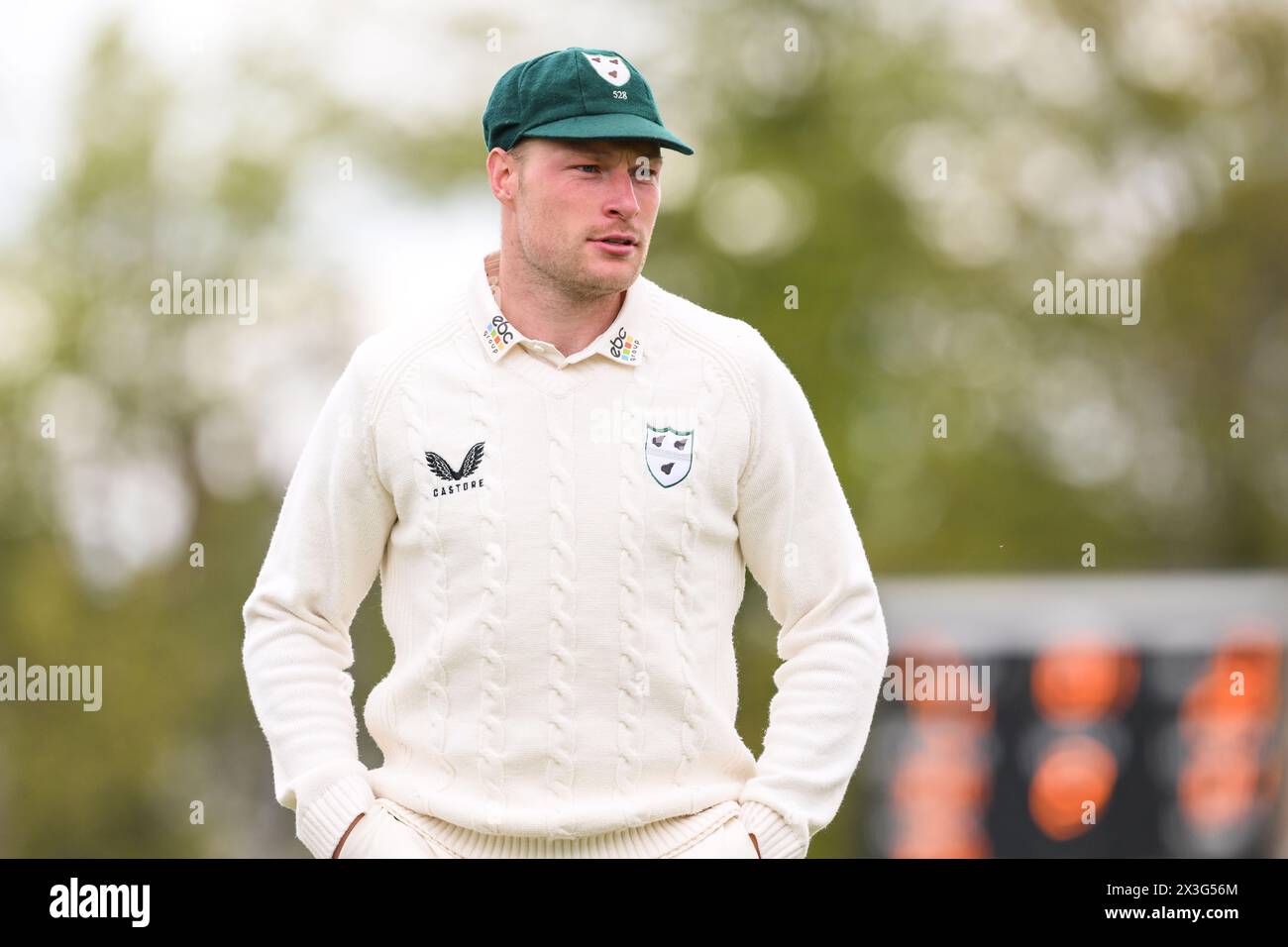 Kidderminster, Großbritannien. April 2024. Matthew Waite aus Worcestershire während des Spiels der Vitality County Championship Division 1 Worcestershire gegen Somerset im Kidderminster Cricket Club, Kidderminster, Vereinigtes Königreich, 26. April 2024 (Foto: Craig Thomas/News Images) in Kidderminster, Vereinigtes Königreich am 26. April 2024. (Foto: Craig Thomas/News Images/SIPA USA) Credit: SIPA USA/Alamy Live News Stockfoto