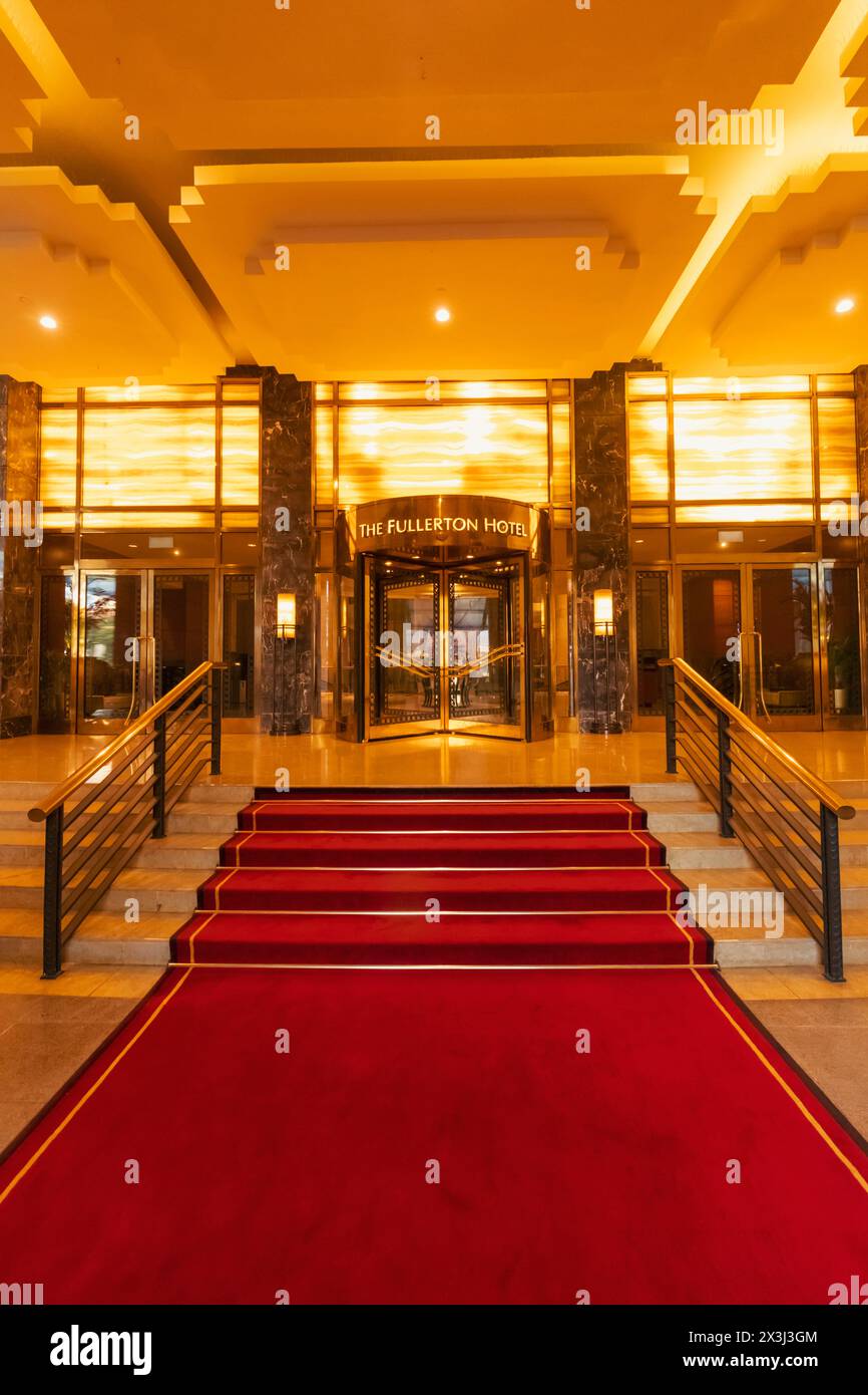 Asien, Singapur, Das Fullerton Hotel, Haupteingang Stockfoto