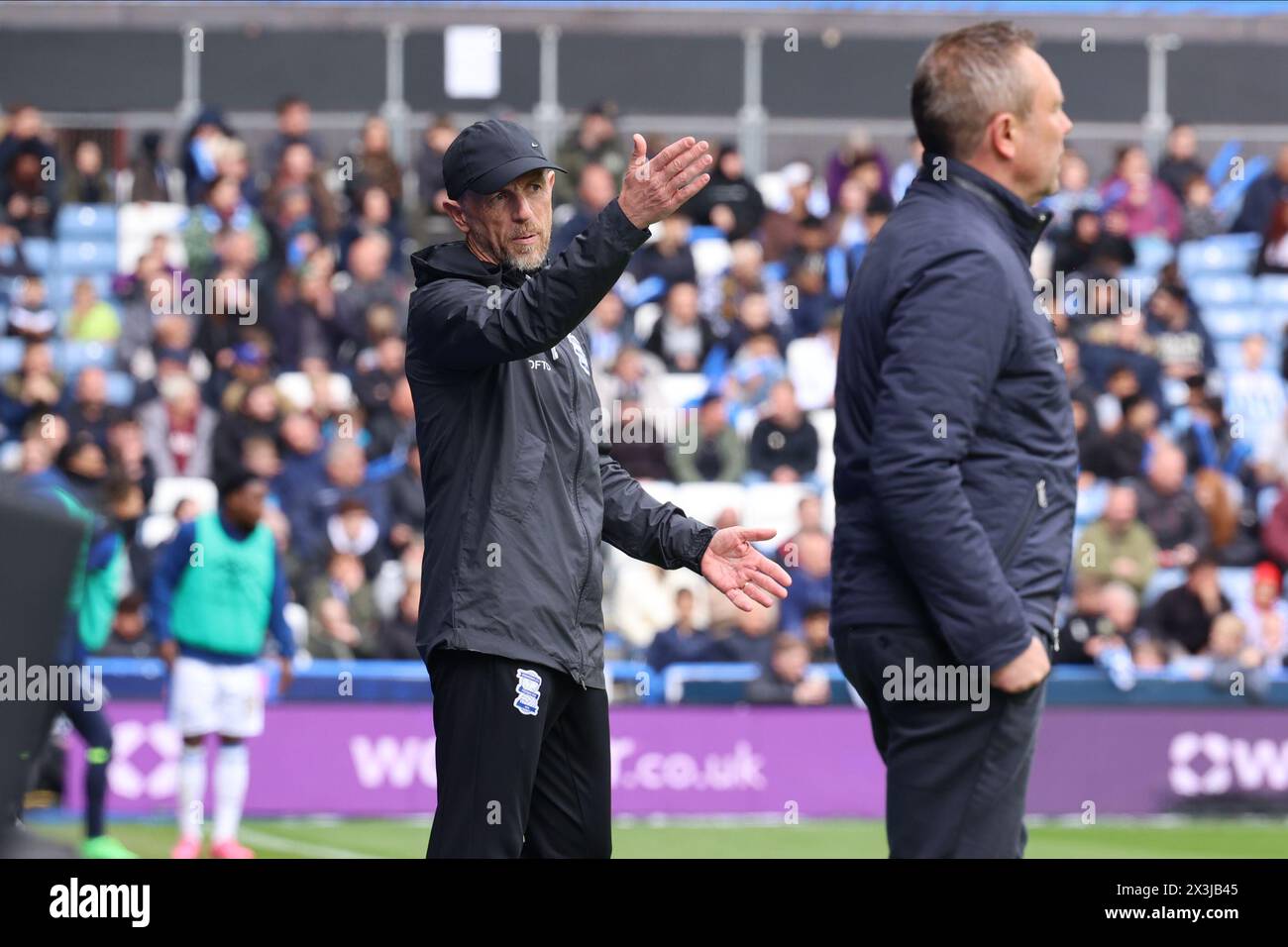 Gary Rowett, Manager von Birmingham City, während des Sky Bet Championship-Spiels zwischen Huddersfield Town und Birmingham City im John Smith's Stadium, Huddersfield am Samstag, den 27. April 2024. (Foto: Pat Scaasi | MI News) Credit: MI News & Sport /Alamy Live News Stockfoto