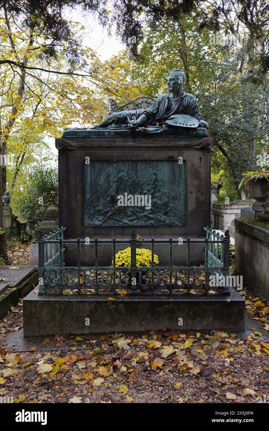 Paris, Frankreich, 11. November 2023. Das Grab des französischen Malers Theodore Gericault (Jean-Louis Andre Theodore Gericault, 1791–1824) in der 12. Abteilung des Friedhofs Pere-Lachaise. ©Isabella de Maddalena/opale.Photo Stockfoto