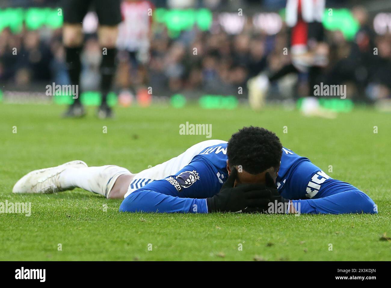 Liverpool, Großbritannien. April 2024. Youssef Chermiti von Everton reagiert, nachdem er eine Chance verpasst hat. Premier League Match Everton gegen Brentford im Goodison Park in Liverpool am Samstag, den 27. April 2024. Dieses Bild darf nur für redaktionelle Zwecke verwendet werden. Nur redaktionelle Verwendung, Bild von Chris Stading/Andrew Orchard Sportfotografie/Alamy Live News Credit: Andrew Orchard Sportfotografie/Alamy Live News Stockfoto