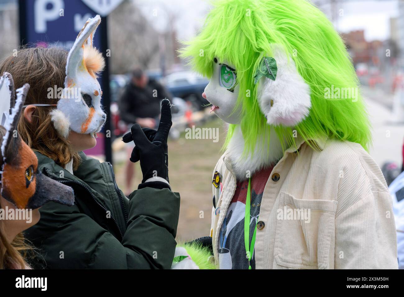 Der Auftritt von drei Anime-Charakteren bei der Parade of Wonders läutet den Beginn des Calgary Expo Comic Con Convention Weekend ein. Stockfoto