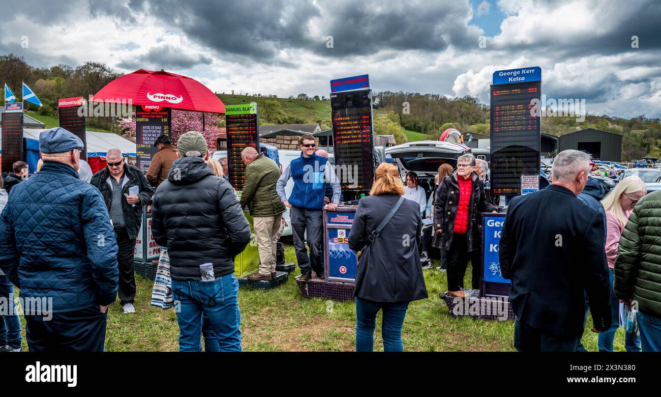 27. April 2024: Overton Point to Point Racing Family Day auf der Overton Farm, South Lanarkshire, Schottland Stockfoto