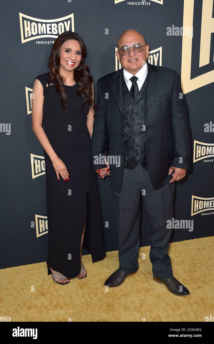 Alexandra Ramos und Bobby Martinez bei der Homeboy Industries Lo Maximo Awards 2024 Gala im Hotel JW Marriott. Los Angeles, 27.04.2024 Stockfoto