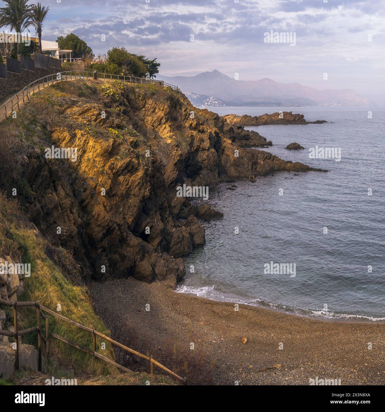 Cami de Ronda, ein Küstenweg zwischen Llanca und Port de la Selva in Costa Brava, Katalonien Stockfoto