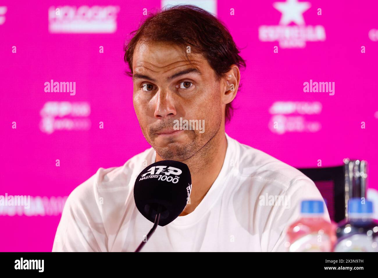 Rafael Nadal aus Spanien während der Mutua Madrid Open 2024, ATP Masters 1000 und WTA 1000, Tennisturnier am 27. April 2024 in Caja Magica in Madrid, Spanien Stockfoto