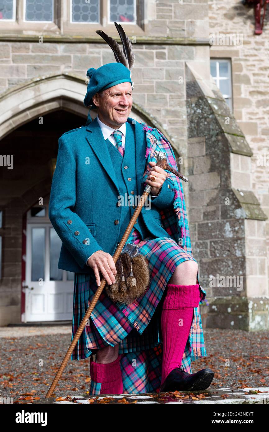 Im Bild: Clan Chief Mike Buchanan die alten Clans Schottlands vereinen sich, um den Buchanan Chief Clan Buchanan, einen der ältesten Clans Schottlands, reu, zu „krönen“ Stockfoto