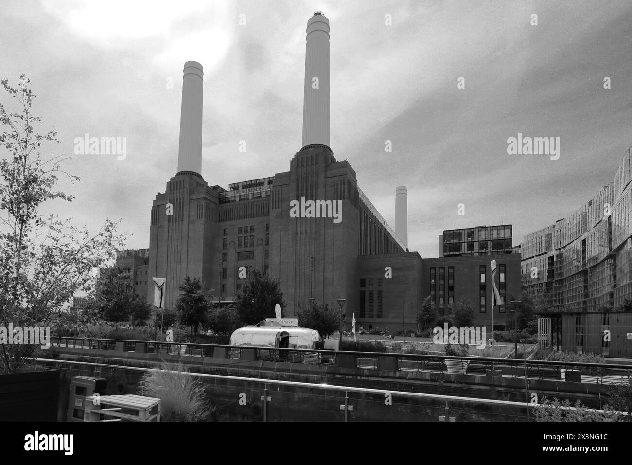 Blick auf das Äußere der Battersea Power Station, Battersea, London, England Stockfoto