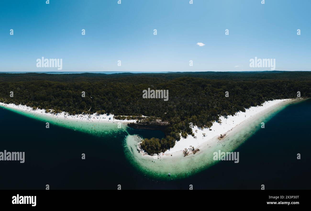 Aerial Drone erschoss Lake McKenzie, Fraser Island, auch Kgari genannt, Queensland QLD, Australien Stockfoto