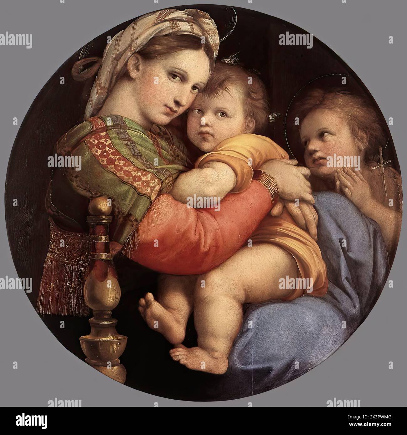 RAFFAELLO Sanzio (* 1483, Urbino, d. 1520, Roma) Madonna della Seggiola (Sedia) 1514 Öl auf Holz, Durchmesser 71 cm Galleria Palatina (Palazzo Pitti), Florenz Raphael malte das Bild in Rom, wahrscheinlich in der Zeit unmittelbar nach der Fertigstellung der Strophe von Eliodoro. Es ging bald in die Medicean Sammlungen über. Es war bereits 1589 dort und befindet sich seit dem 18. Jahrhundert im Pitti. Sie wurde 1799 von den napoleonischen Truppen nach Paris gebracht und 1815 nach Florenz zurückgebracht. Ein gefeiertes Bild, in dem Raphael unter dem Einfluss der Antike und der Vene steht Stockfoto