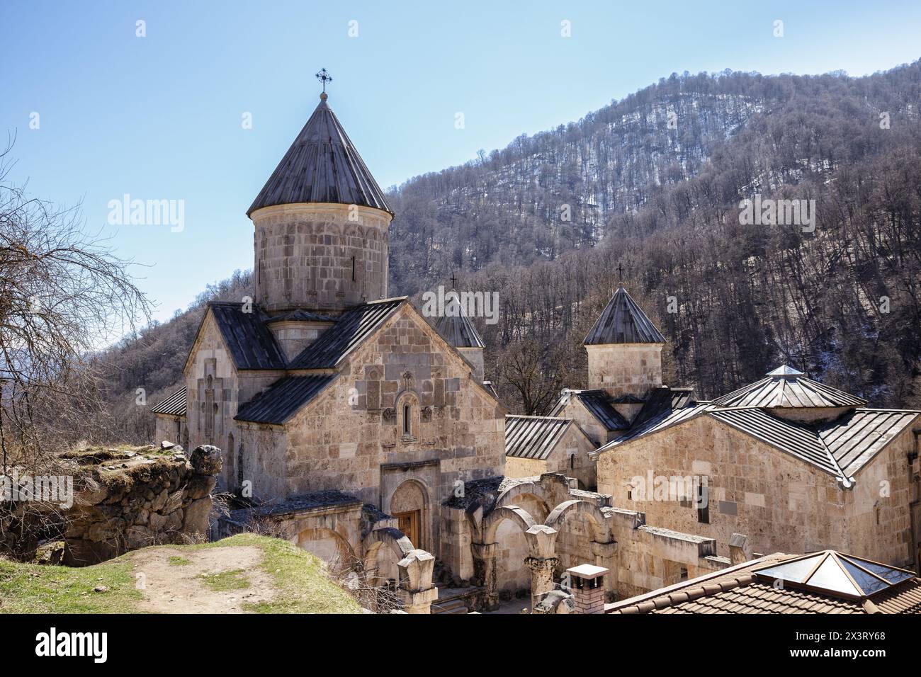 Das antike armenische Kloster Haghartsin aus dem 11. Bis 13. Jahrhundert in der armenischen Provinz Tawusch Stockfoto