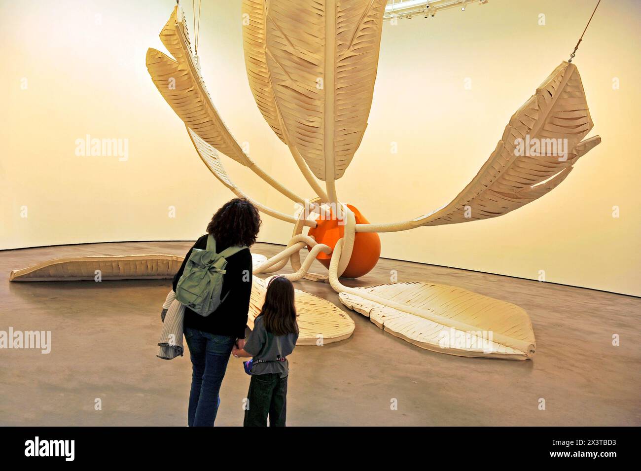 Menschen, Gugenheim Bilbao, Museum, Architektur, Touristen, Attraktion, Billbao, Spanien, Europa Stockfoto