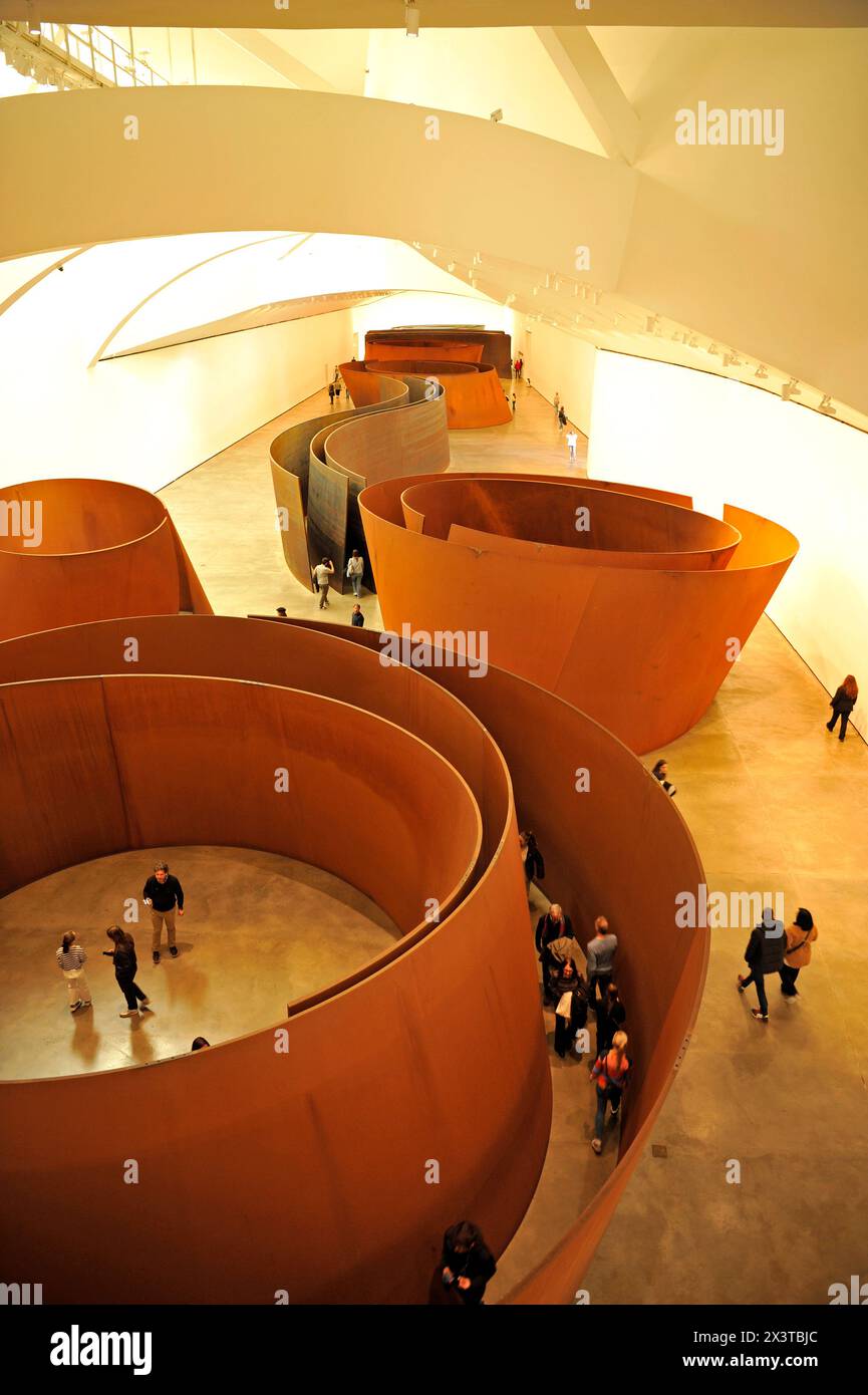 Richard Serra, Skulptur, People, Gugenheim Bilbao, Museum, Architektur, Tourismus, Attraktion, Billbao, Spanien, Europa Stockfoto