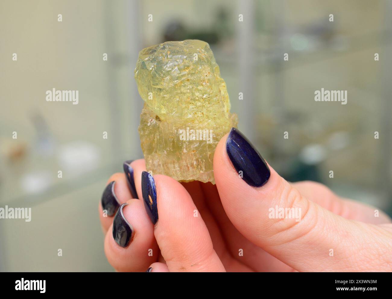 Clouse-up von gelben Berylmineral in Europa in Norwegen gefunden. Stockfoto