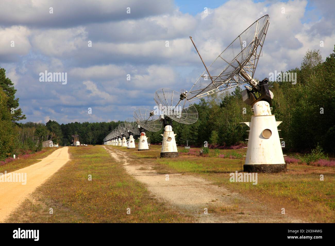 Frankreich, Centre Val de Loire, Departement Cher, Nancay, Astronomie-Zentrum Stockfoto