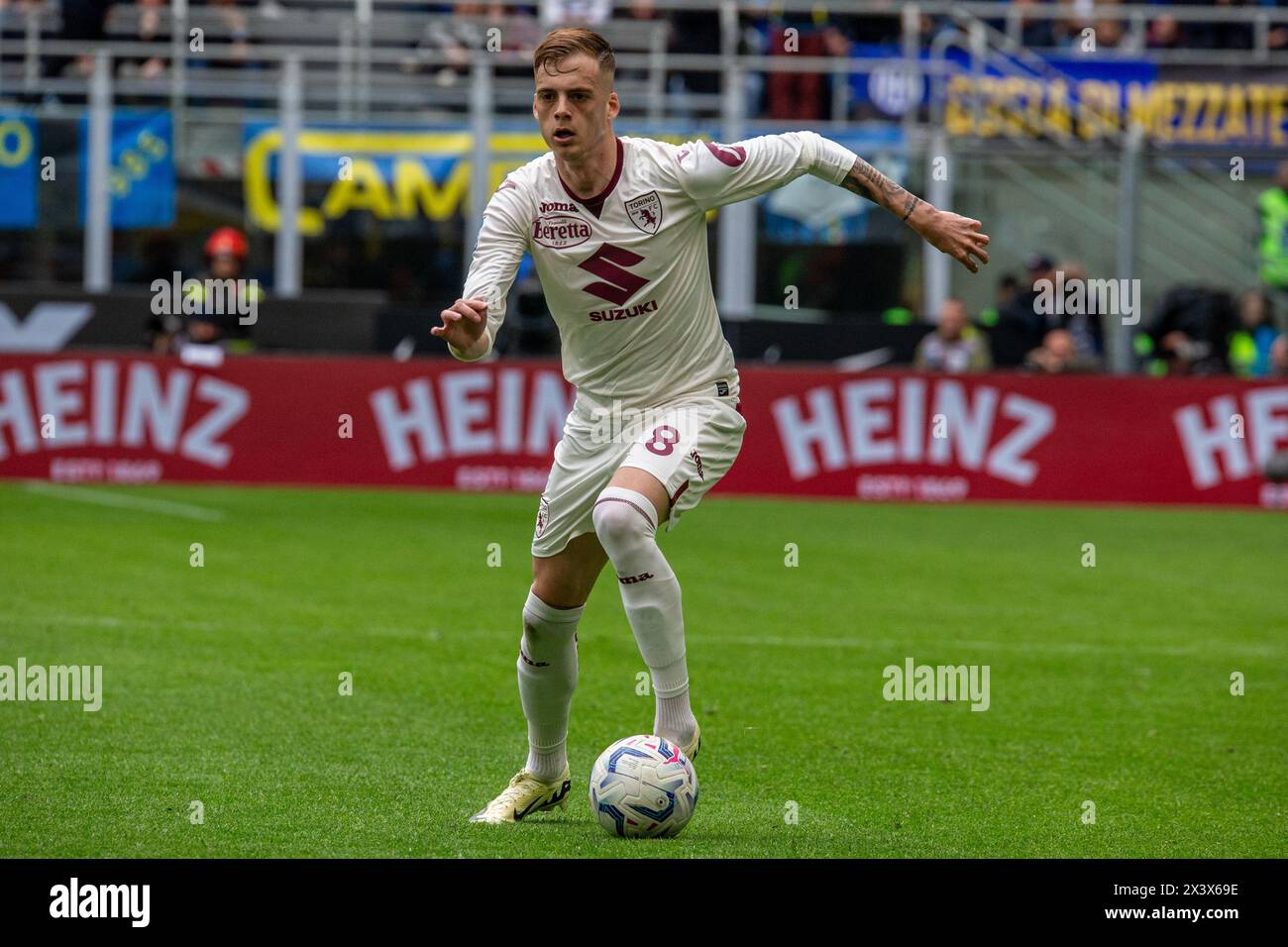 Mailand, Italien - 28. april 2024 - Inter vs torino Serie A - ilic ivan torino Credit: Kines Milano/Alamy Live News Stockfoto