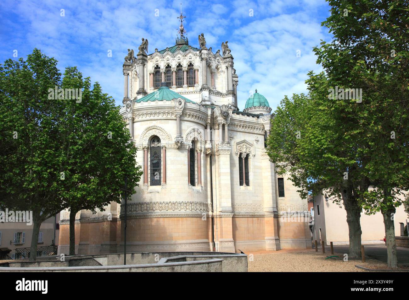 Frankreich, Auvergne Rhone Alpes, Departement Ain (01), Basilika Ars sur Formans Stockfoto