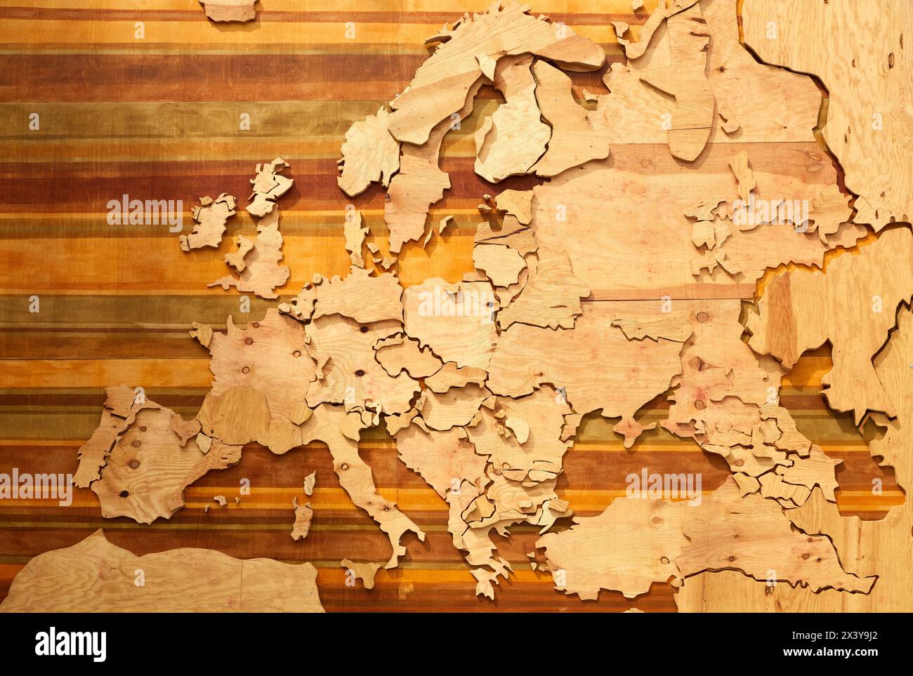 Holzkarte von Europa. Donostia. San Sebastian. Gipuzkoa. Baskenland. Spanien. Europa Stockfoto