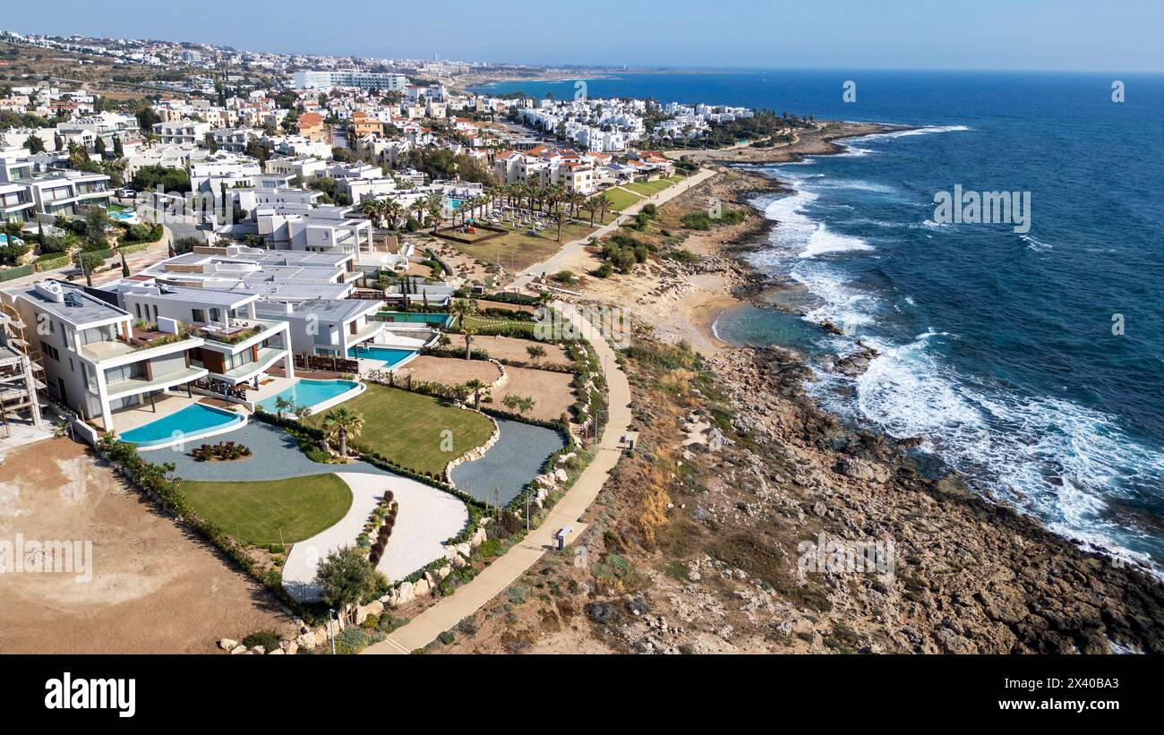 Luftaufnahme der Küste von Chloraka, Paphos, Zypern Stockfoto