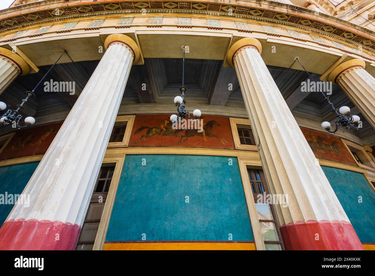 Theater Politeama in Palermo, Italien; Palermo, Italien Stockfoto