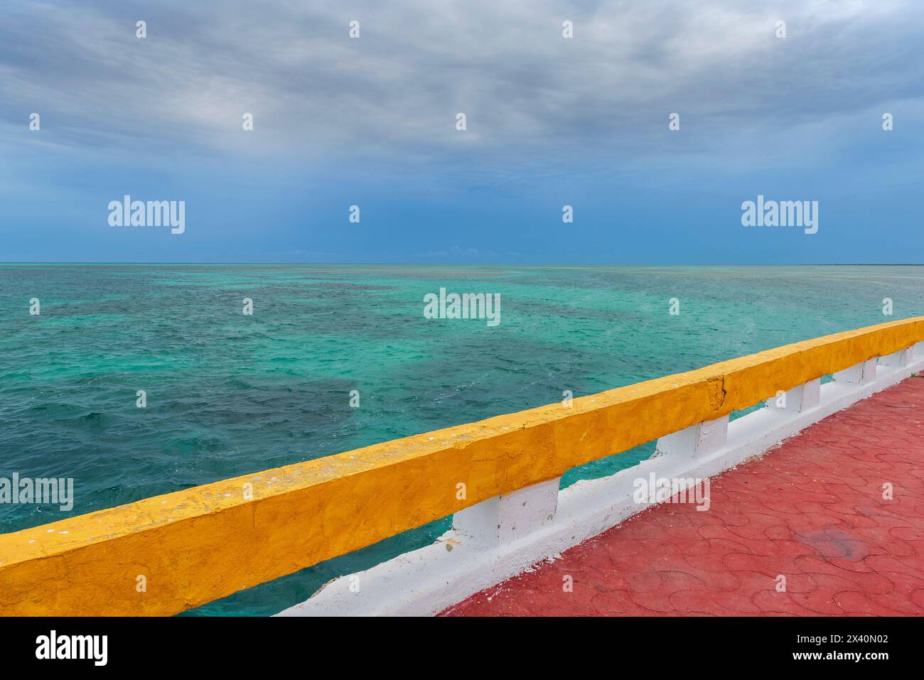 Brücke nach Cayo Guillermo, neben Cayo Coco, Kuba; Cayo Guillermo, Kuba Stockfoto