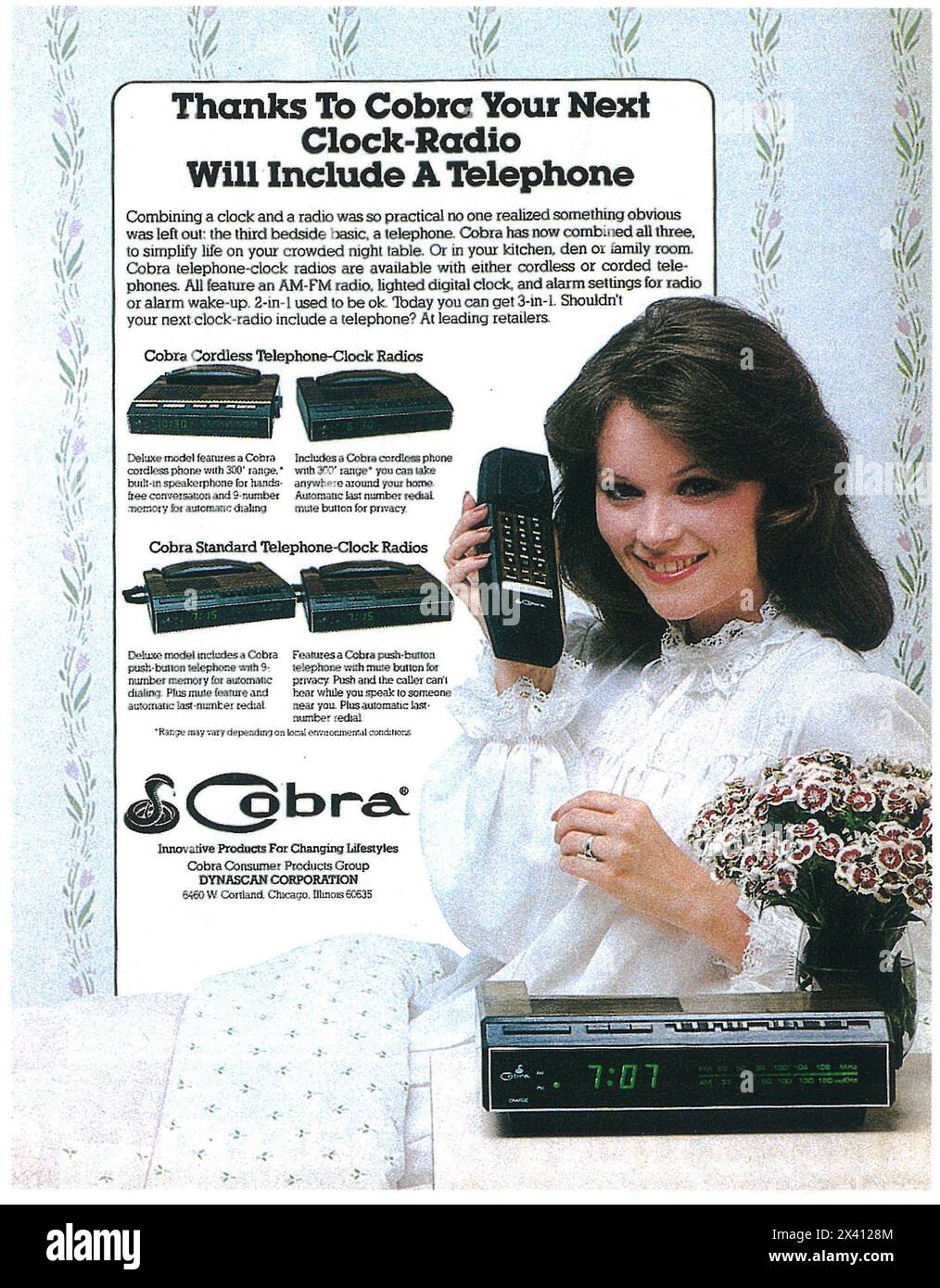 1983 Cobra Telefonuhr-Radios Ad - Dynascan Corporation Stockfoto