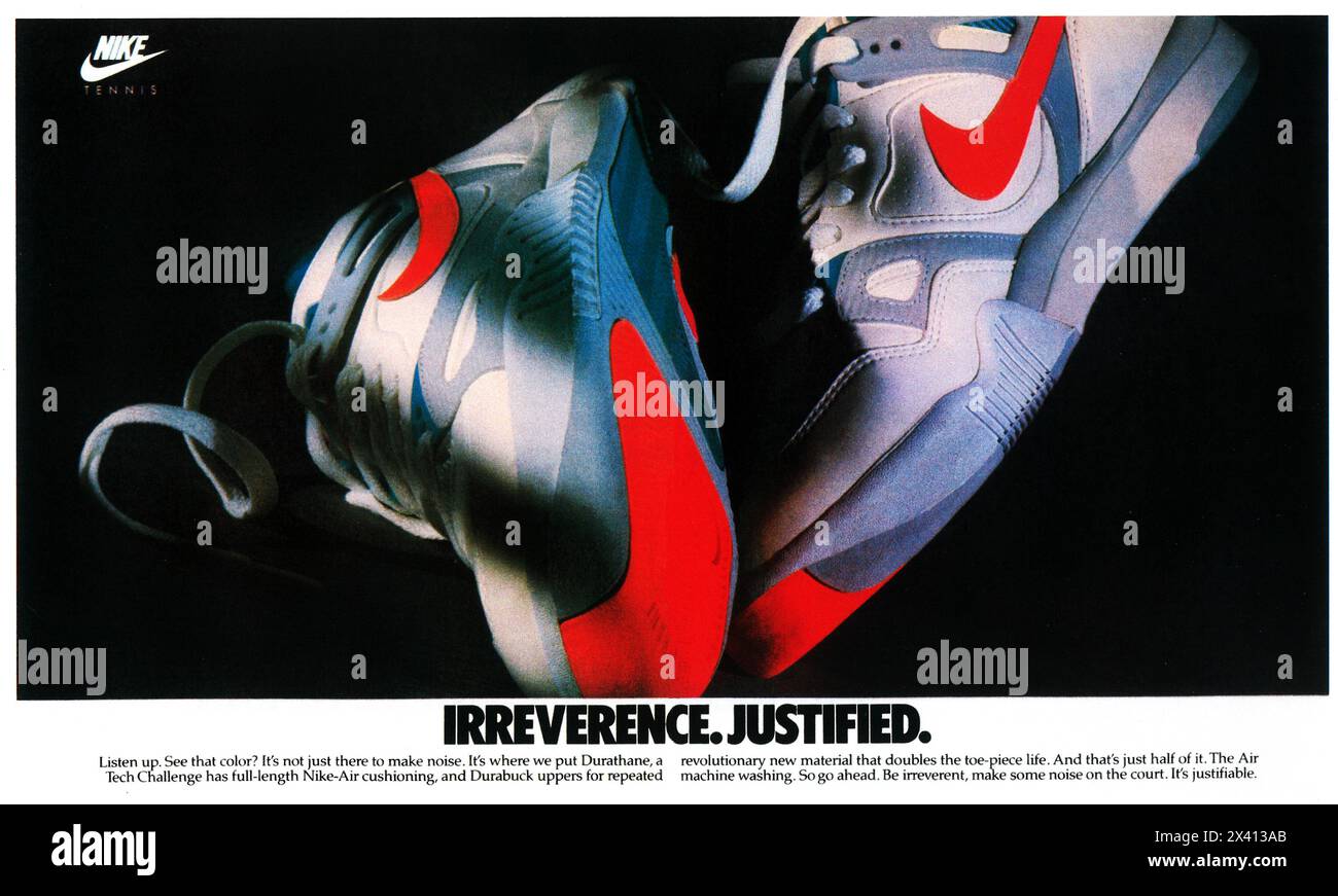 1989 Nike Air Tech Challenge Tennisschuh Werbespot – Durathane, Duraback Nike Schuhe – „Irreverence“. Begründet.“ Stockfoto