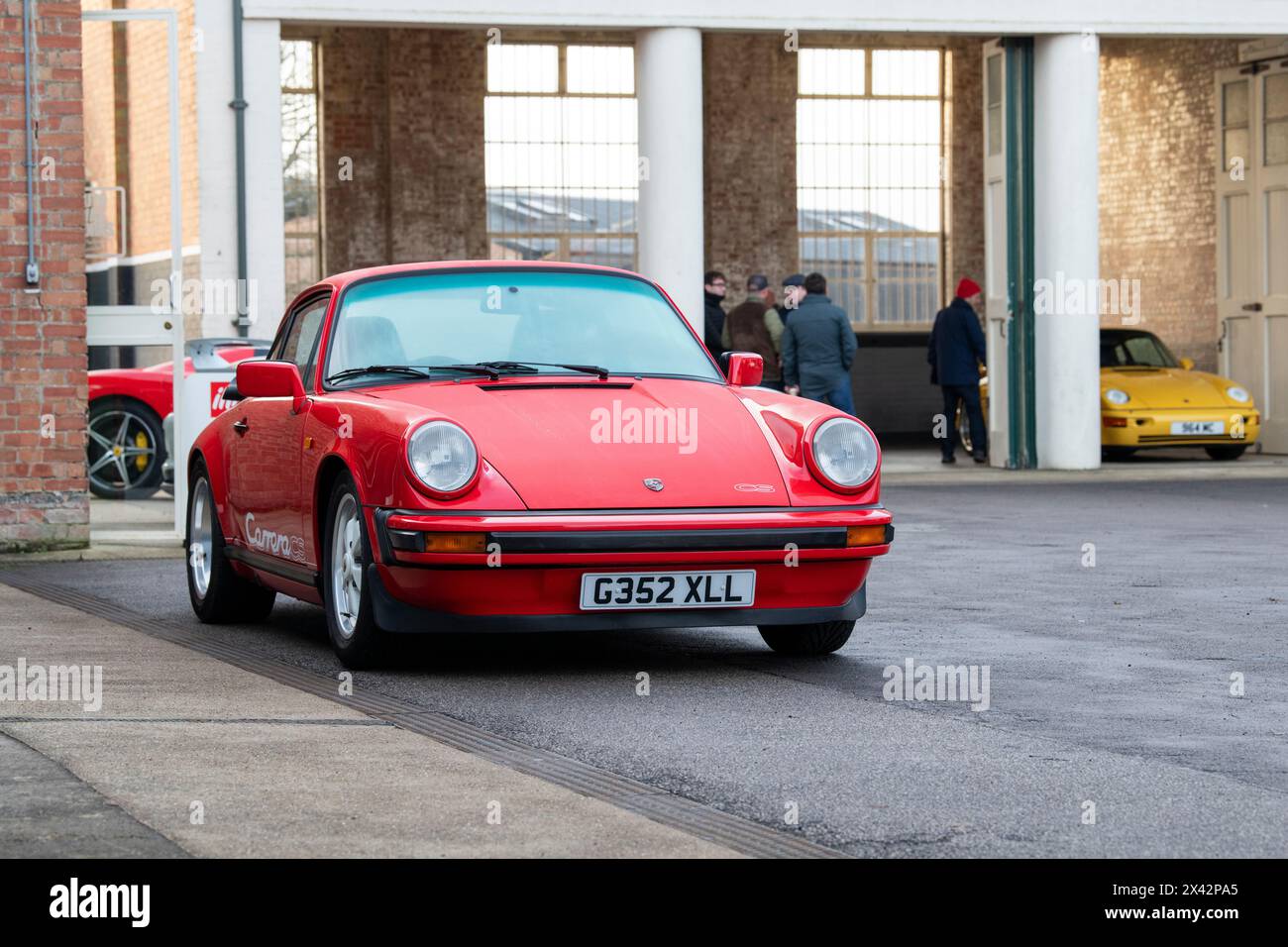 1989 Porsche 911 Carrera Club Sport Car im Bicester Heritage Centre, Sonntag Scramble. Bicester, Oxfordshire, England Stockfoto