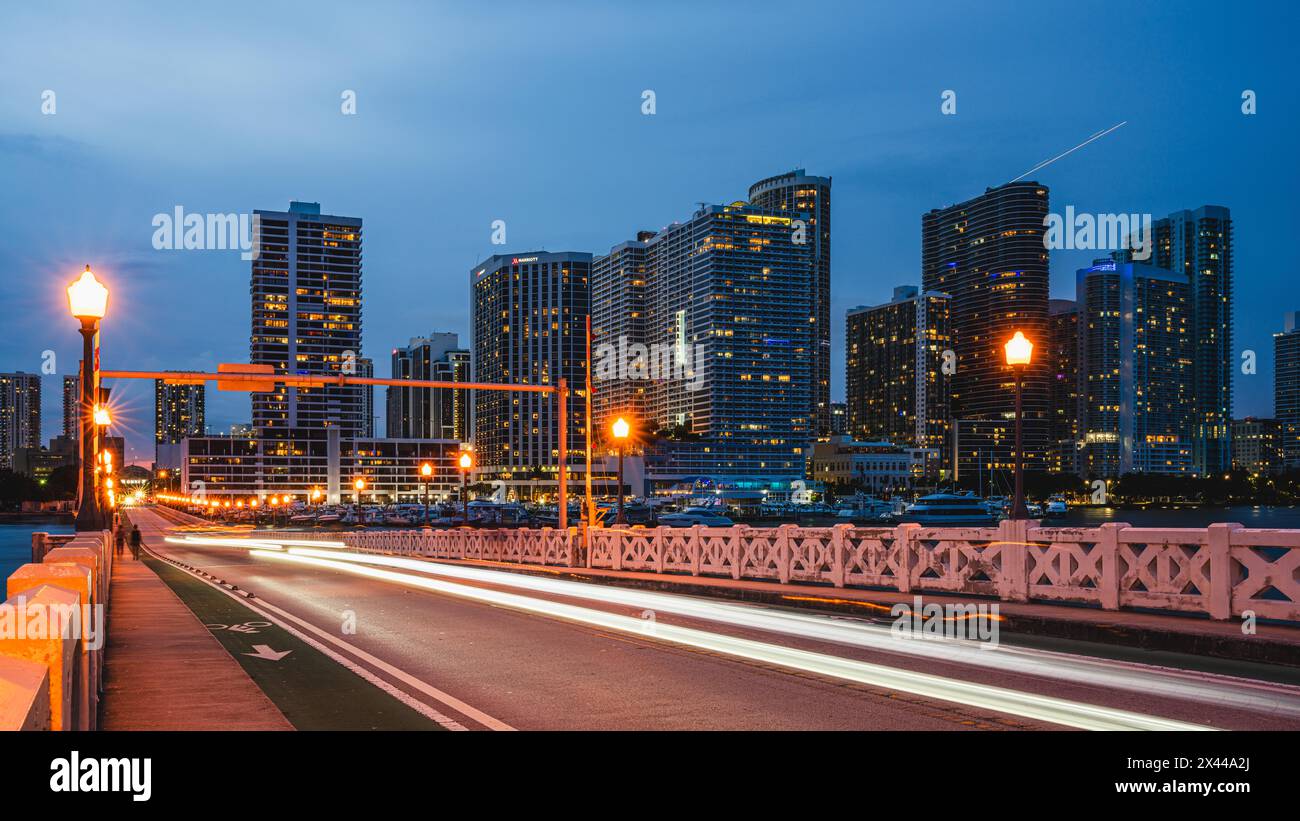 Blick auf Edgewater vom Venetian Causeway, Miami, Florida, USA Stockfoto