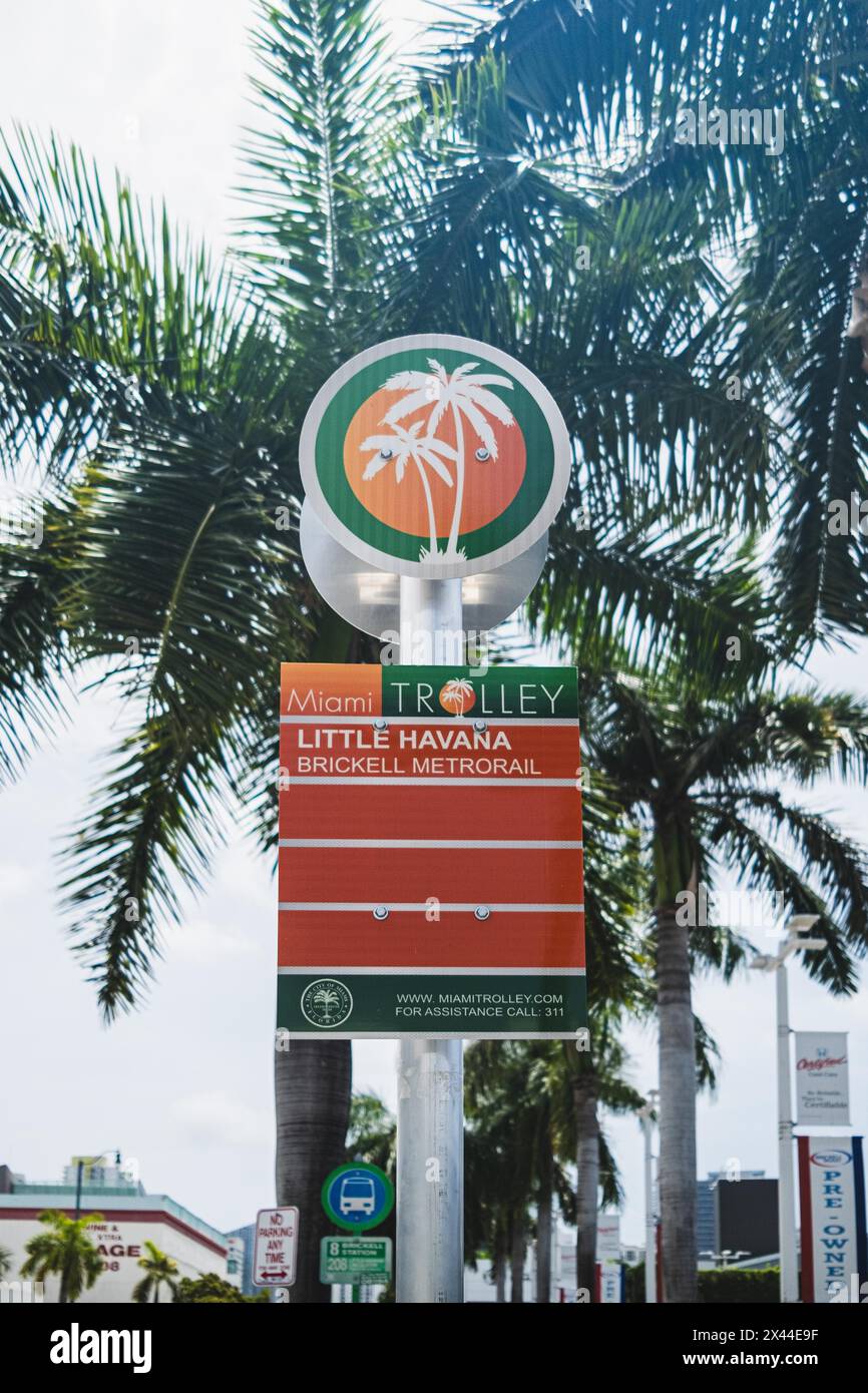 Brickell Metrorail Metromover Station, Little Havana, Miami, Florida, USA Stockfoto