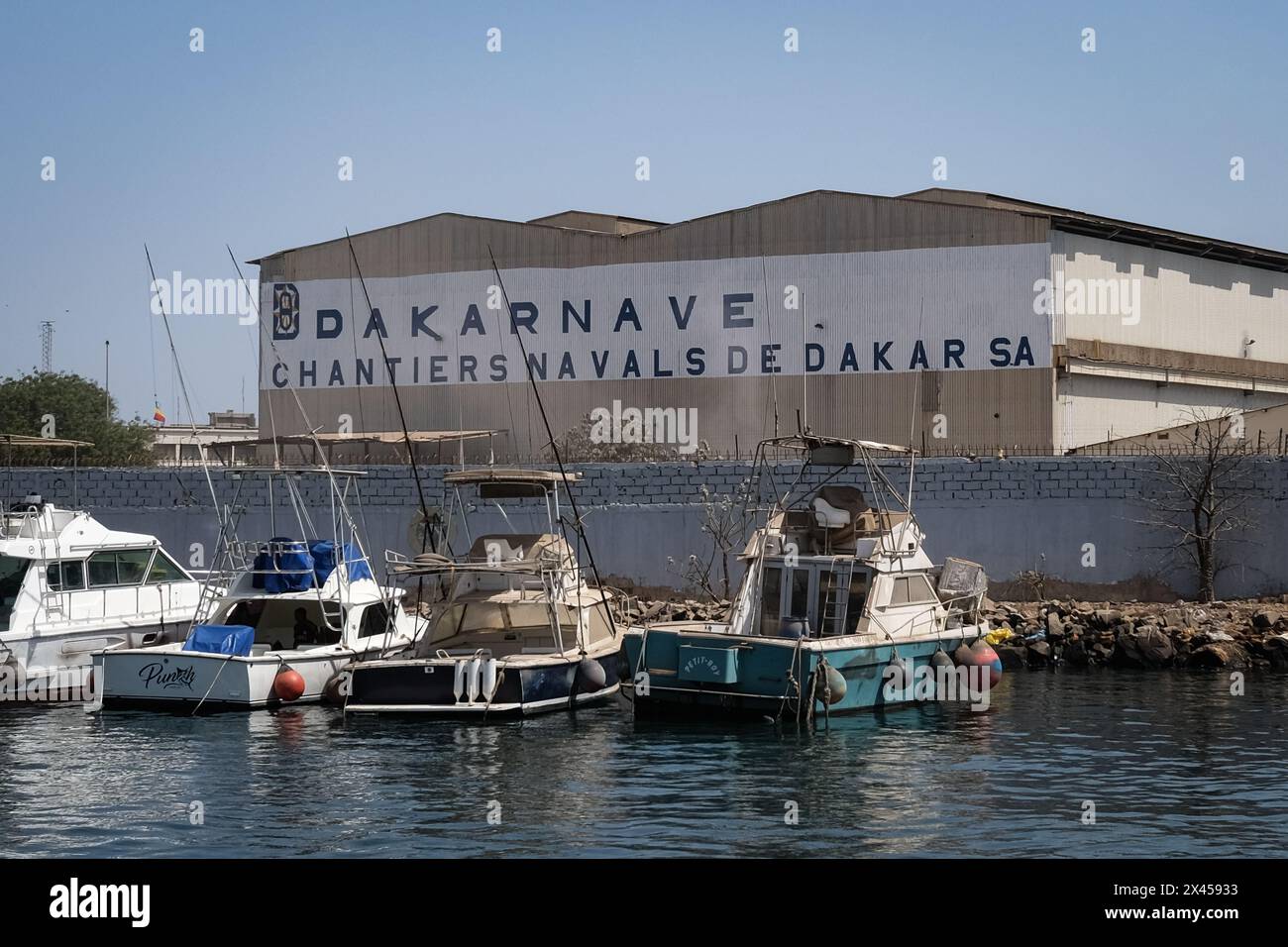 Nicolas Remene/Le Pictorium - der autonome Hafen von Dakar im Senegal. April 2024. Senegal/Dakar/Dakar – Dakarnave, ein Unternehmen der Chantiers Navals de Dakar in Senegal, am 23. April 2024. Quelle: LE PICTORIUM/Alamy Live News Stockfoto