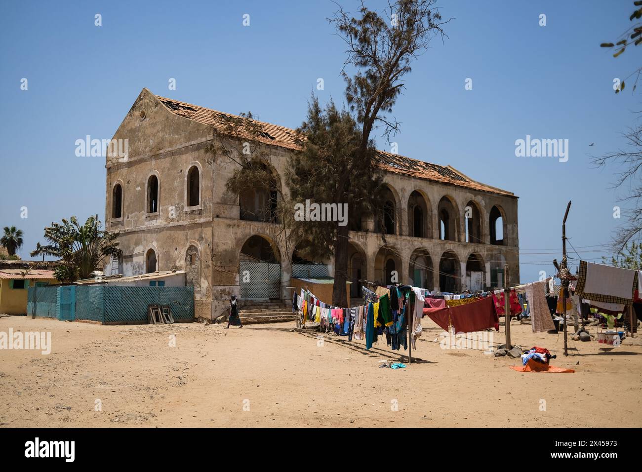 Nicolas Remene/Le Pictorium - Ile de Goree au, Senegal. April 2024. Senegal/Dakar/Goree Island - Old Goree Hospital, 23. April 2024. Quelle: LE PICTORIUM/Alamy Live News Stockfoto