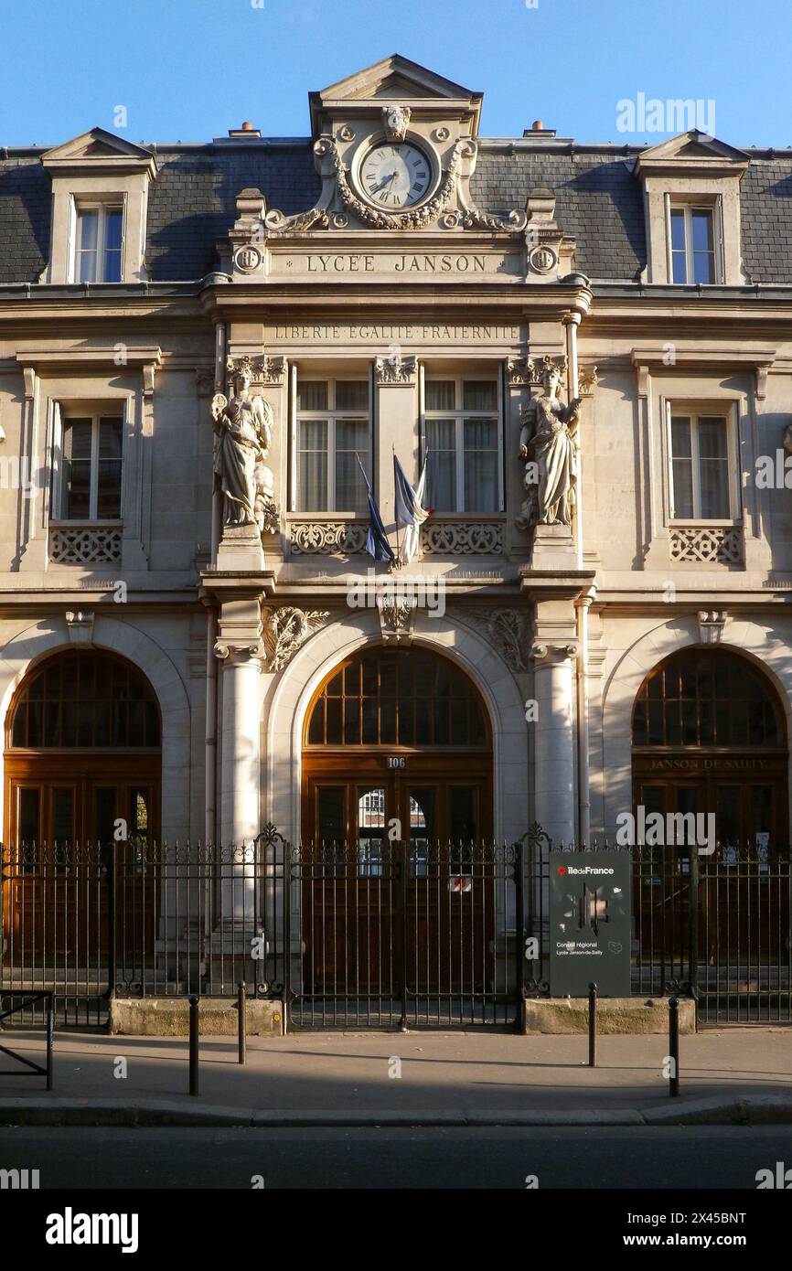 Paris, Frankreich - 02. November 2017: Das Lycée Janson de Sailly ist ein Lycée im 16. Arrondissement von Paris. Die Lycéens von Janson sind es Stockfoto