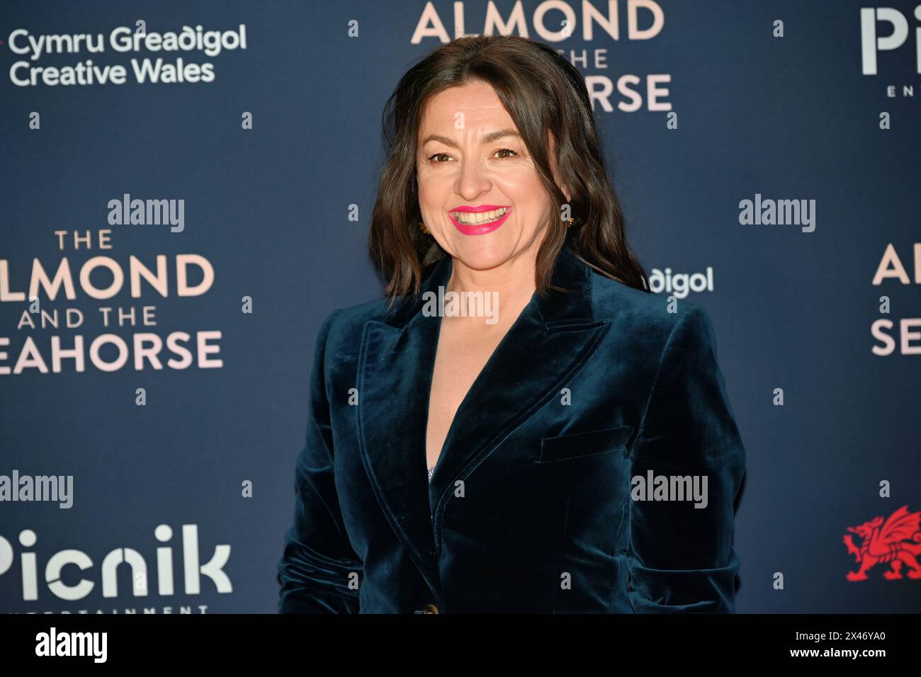 LONDON, ENGLAND – APRIL 30: Jo Hartley nimmt am 30. April 2024 an der britischen Premiere von The Almond and the Seahorse im Vue West End Teil. Stockfoto