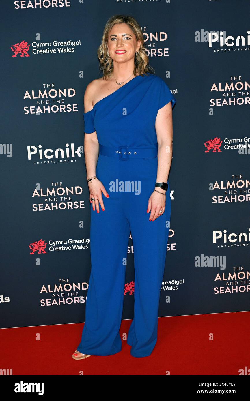 LONDON, ENGLAND - APRIL 30: Nicola Pearcey nimmt am 30. April 2024 an der britischen Premiere von The Almond and the Seahorse im Vue West End Teil. Stockfoto