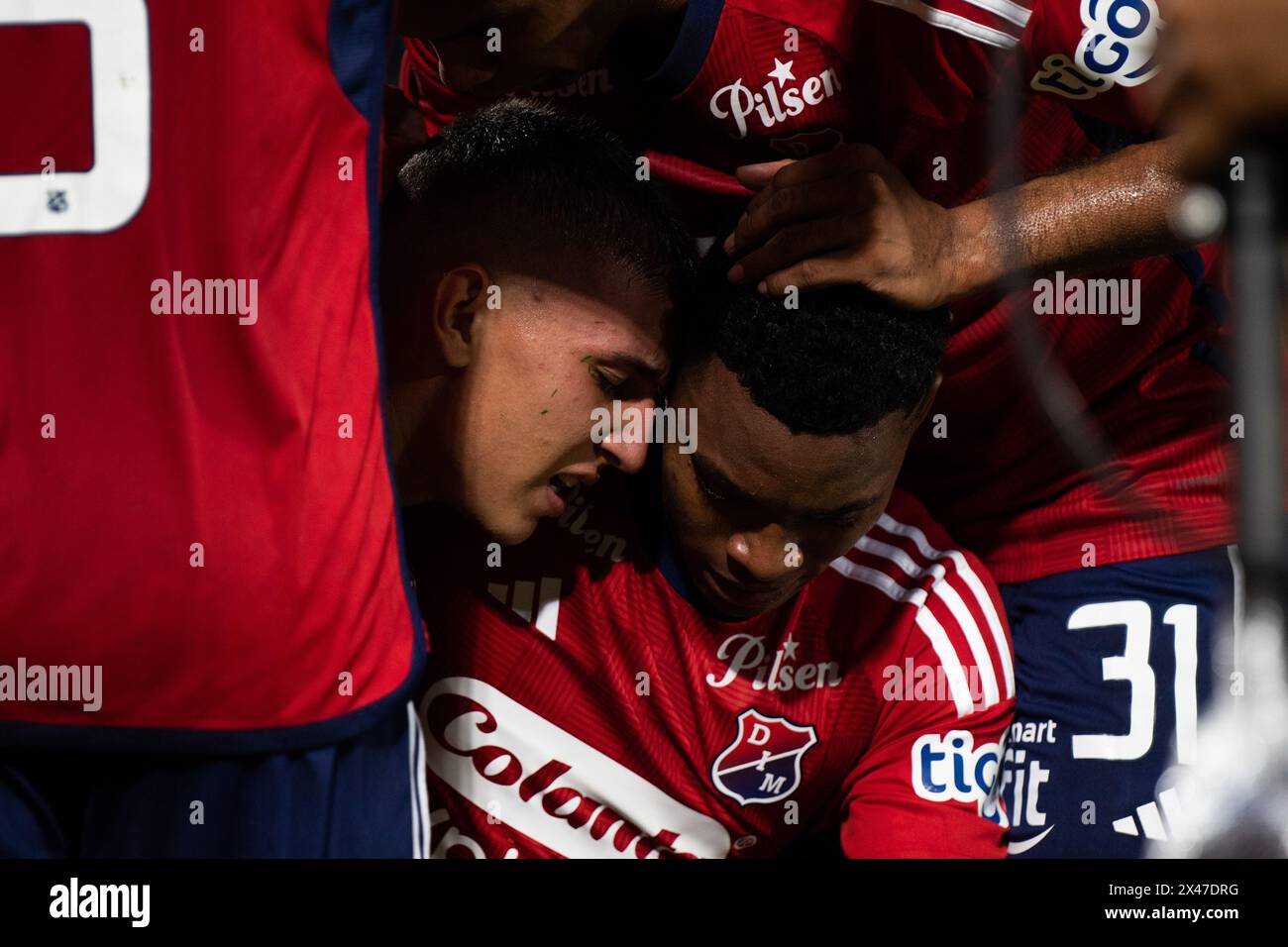 Medellin, Kolumbien. April 2024. Deportivo Independiente Medellin's Miguel Angel Monsalve feiert ein Tor beim CONMEBOL Sudamericana Spiel zwischen Deportivo Independiente Medellin und Defensa y Justicia in Medellin, Kolumbien, 25. April 2024. Foto: Camilo Moreno/Long Visual Press Credit: Long Visual Press/Alamy Live News Stockfoto