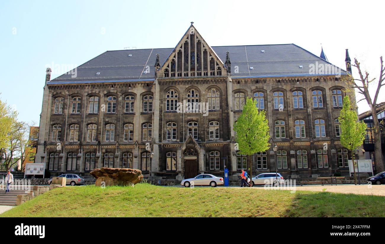 Domgymnasium, alias Stephaneum, historisches Gymnasium am Domplatz in Halberstadt, Deutschland Stockfoto