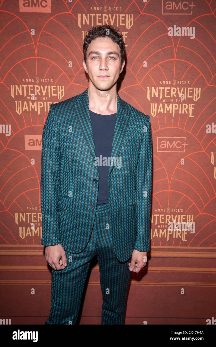 New York, New York, USA. April 2024 30. (NEU) AMC Networks' "Anne Rice's Interview with the Vampire" Premiere der zweiten Staffel. 30. April 2024, New York, New York, USA: Luke Brandon Field nimmt am 30. April 2024 in New York City an der Premiere von Anne Rice's Interview with the Vampire im McKittrick Hotel Teil. (Foto: M10s/TheNews2) (Foto: M10s/Thenews2/Zumapress) (Bild: © Ron Adar/TheNEWS2 Via ZUMA Press Wire) NUR ZUR REDAKTIONELLEN VERWENDUNG! Nicht für kommerzielle ZWECKE! Stockfoto