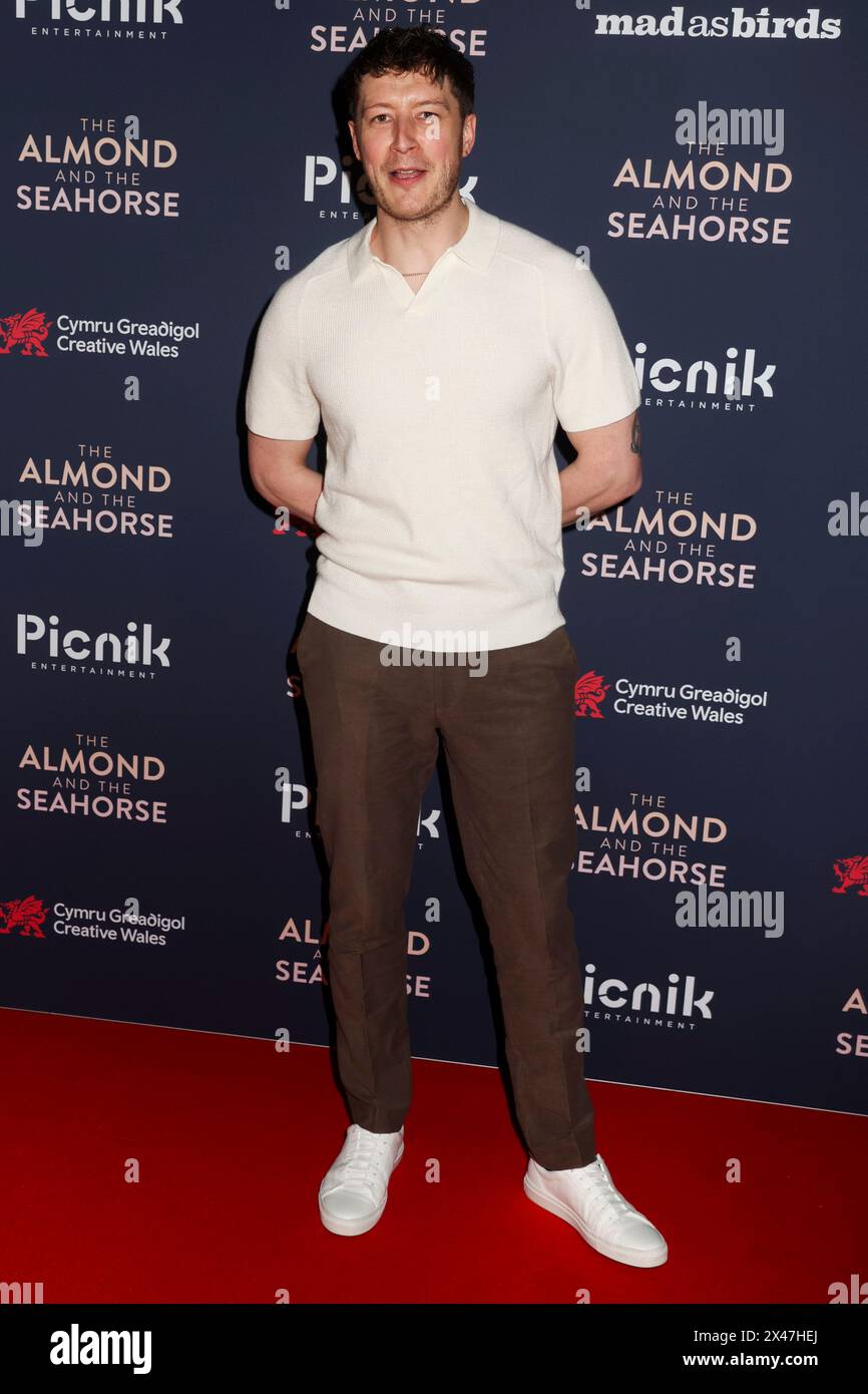 London, Großbritannien. April 2024 30. Lorne MacFadyen besucht die UK Premiere von Almond & the Seahorse im Vue West End am Leicester Square, London. (Foto: Cat Morley/SOPA Images/SIPA USA) Credit: SIPA USA/Alamy Live News Stockfoto