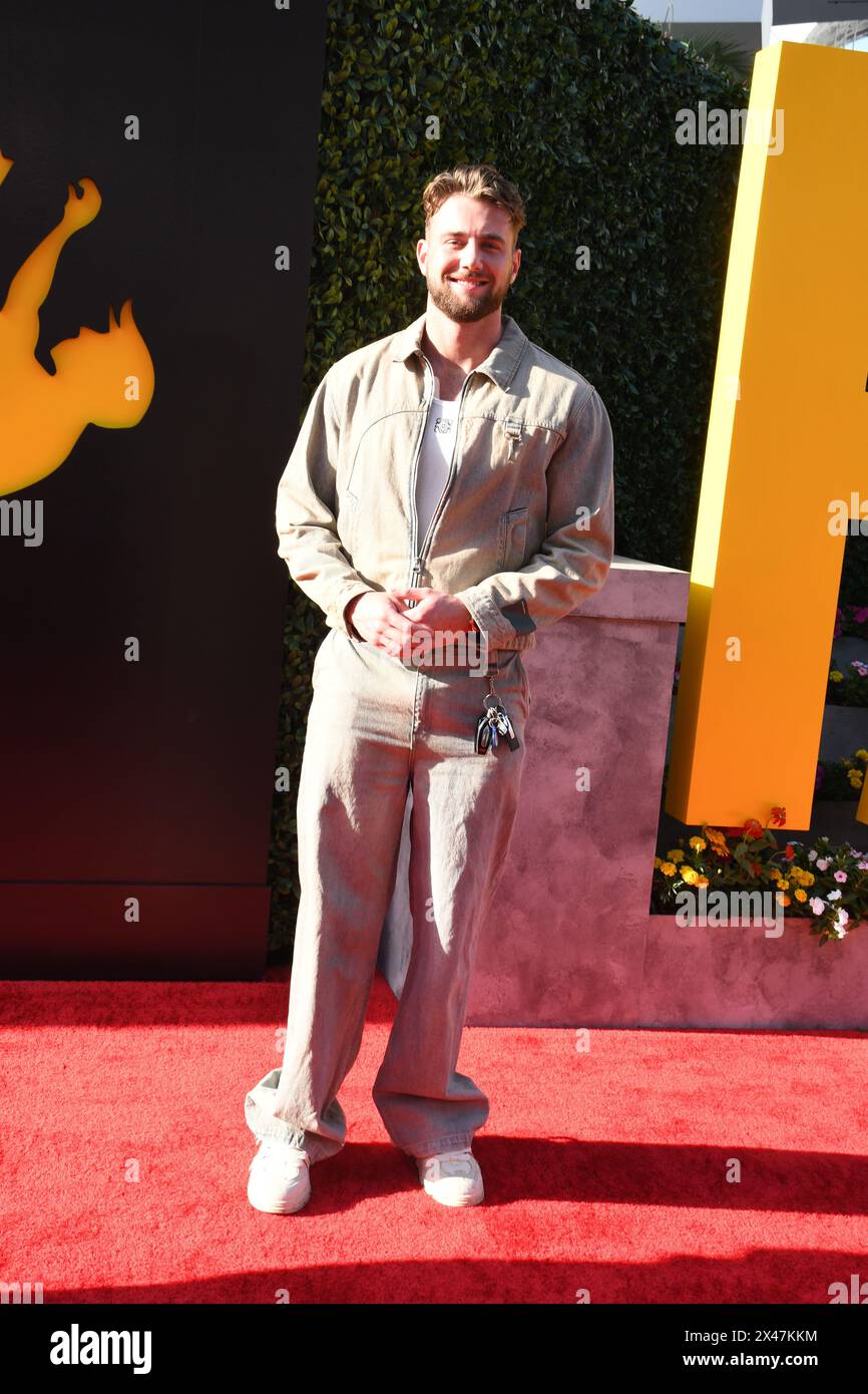 Los Angeles, Kalifornien, USA 30. April 2024 Schauspieler Harry Jowsey besucht die Premiere von Universal Pictures ÒThe Fall GuyÓ im Dolby Theatre am 30. April 2024 in Los Angeles, Kalifornien. Foto: Barry King/Alamy Live News Stockfoto