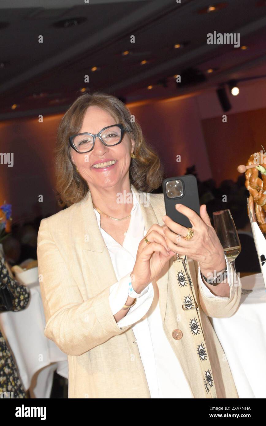 Dr. Beate Merk MDL.A.D. München 30.04.2024 Hanns-Seidel-Stiftung Festakt zum 85 Geburtstag von Dr. Theo Waigel des CSU-Ehrenvorsitzenden - Bundesminister A.D. - München *** Dr. Beate Merk MDL A D München 30 04 2024 Hanns Seidel Stiftung feierlich zum 85. Geburtstag von Dr. Theo Waigel, Ehrenvorsitzender der CSU-Bundesministerin A D München Stockfoto