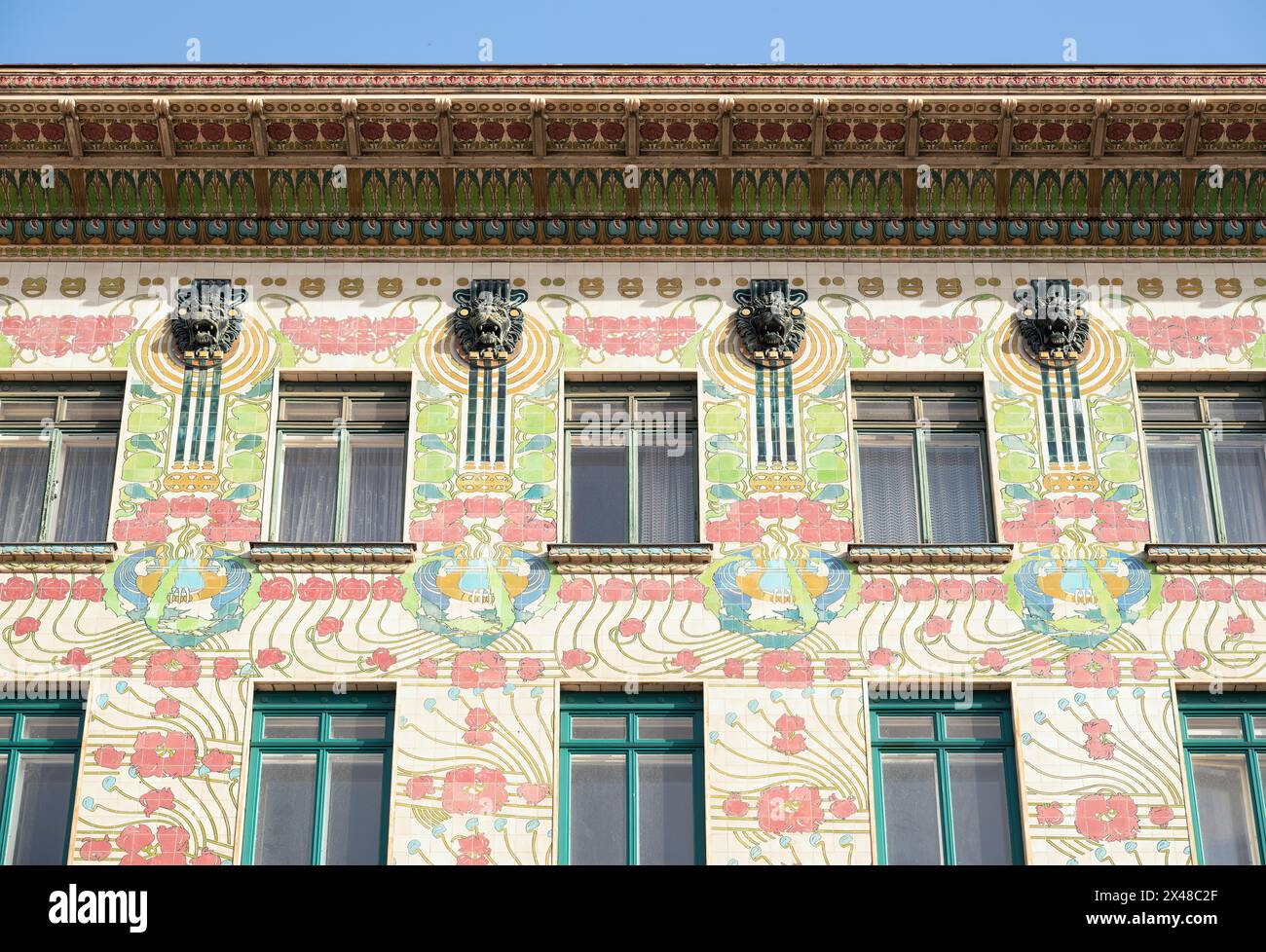 Wien, Österreich - Majolikahaus Wohnhaus an der Linken Wienzeile von Otto Wagner Stockfoto