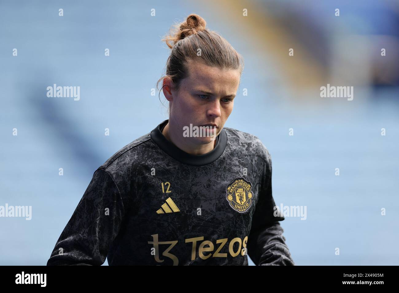 Hayley Ladd von Manchester United wärmt sich vor dem Barclays WomenÕs Super League Spiel zwischen Leicester City und Manchester United auf. Stockfoto