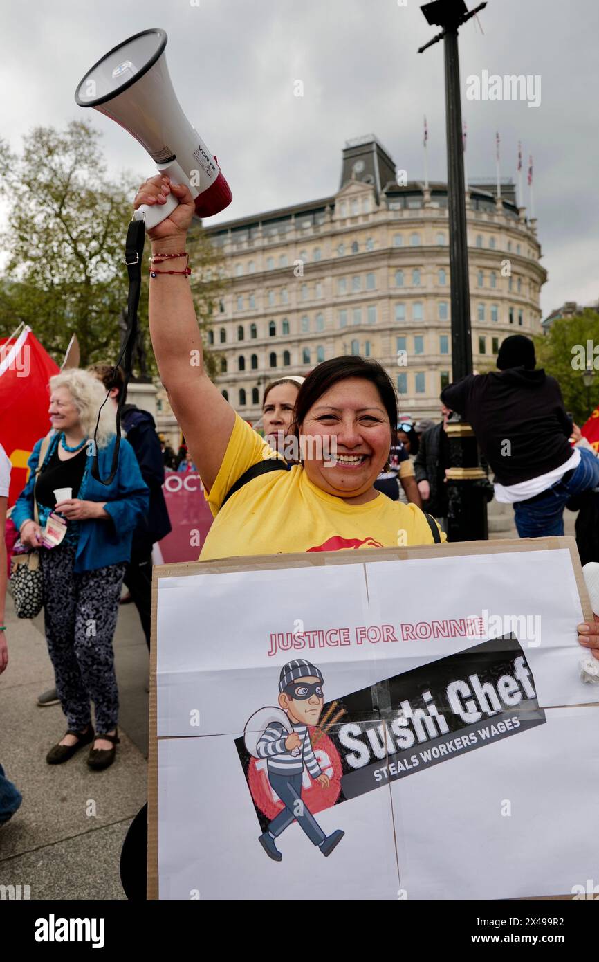 London/Vereinigtes Königreich. Mai 2024. Die jährlich stattfindende internationale Arbeiterparade marschierte von Clerkenwell im Zentrum Londons zum Trafalgar Square. Alamy Live News / Aubrey Fagon Stockfoto