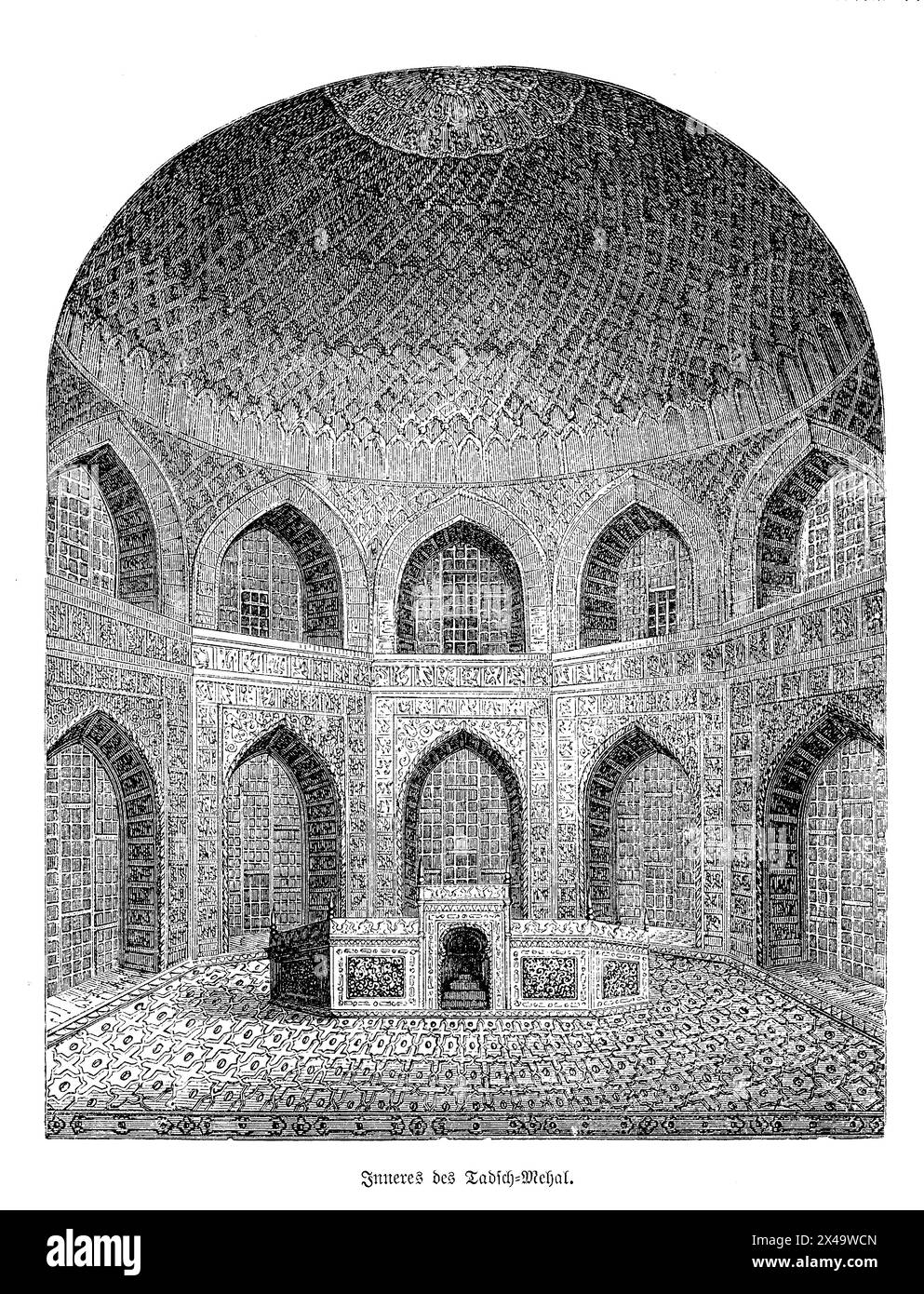 Das Innere des Taj Mahal beschreibt die atemberaubende innere Kammer, in der die Cenotaphen von Mumtaz Mahal und Shah Jahan untergebracht sind. Dieser intime Raum steht im Kontrast zum großen Äußeren; er ist reich mit Halbedelsteinen verziert, die in den weißen Marmor eingelegt sind und in komplizierten Mustern Blumen und Kalligrafie darstellen. Das Licht filtert durch Gitterfenster und wirft gemusterte Schatten über die glatten Marmorböden, wodurch die ruhige, heilige Atmosphäre verstärkt wird. Die Wände der Kammer sind mit fein gefertigter Pietra Dura (Steinintarsien) verziert, und die hohe Kuppel darüber schafft einen Echo-Raum Stockfoto