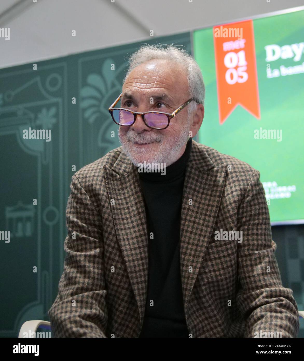 Bergamo, . Mai 2024. Giuseppe Remuzzi präsentiert sein neuestes Buch mit dem Titel „Juliet's Leeches“ Credit: Independent Photo Agency/Alamy Live News Stockfoto