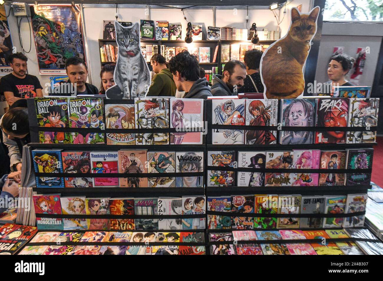 Manga- und Anime-Bücher. 48° Feria Internacional del Libro de Buenos Aires (48° Internationale Buchmesse von Buenos Aires). La Rural, Predio Ferial de Palermo. Argentinien Stockfoto