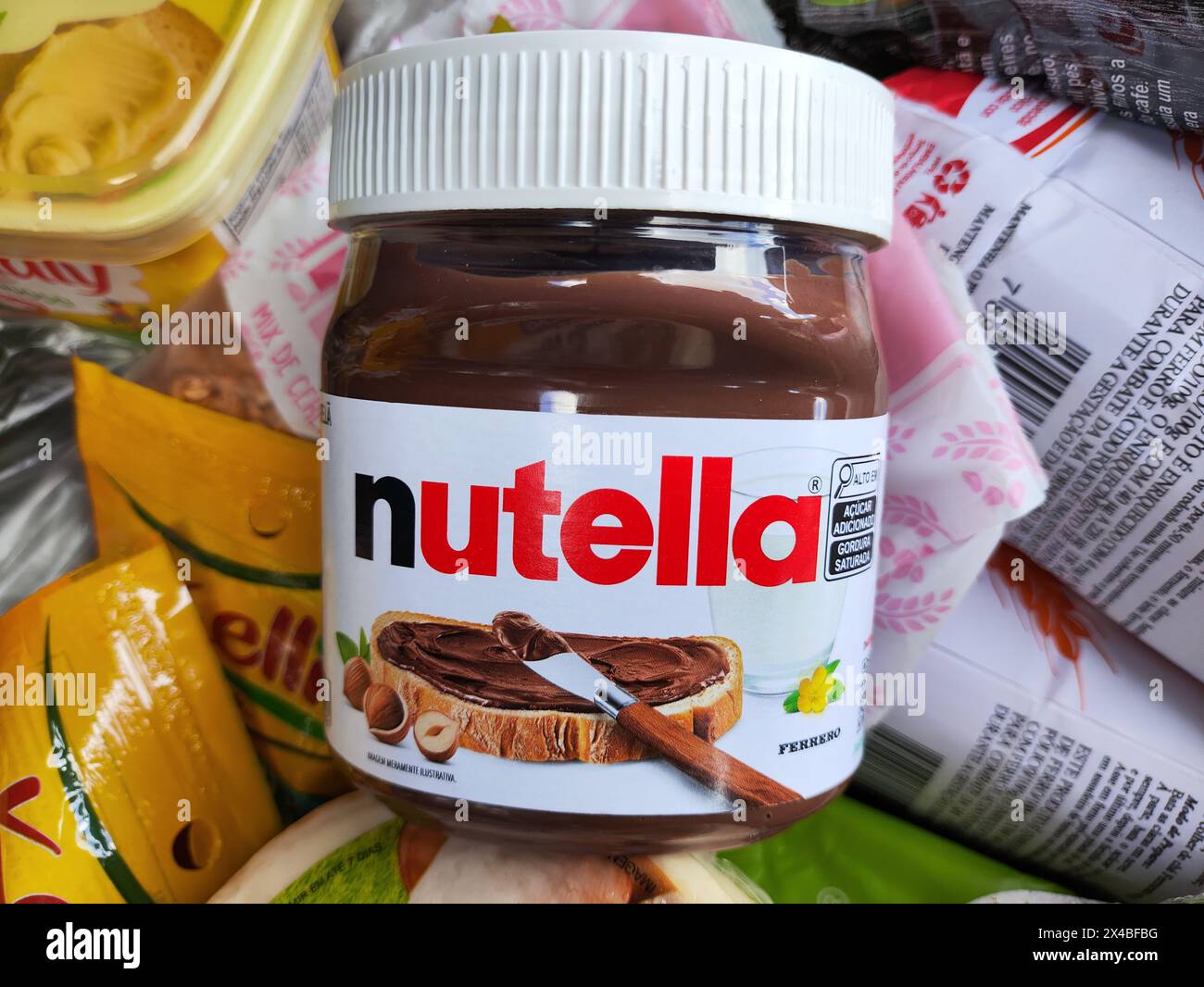 Ivinhema, Brasilien. Mai 2024. Nutella Schokolade ist in einem Einkaufswagen in einem Supermarkt in Brasilien zu sehen. Credit: SOPA Images Limited/Alamy Live News Stockfoto