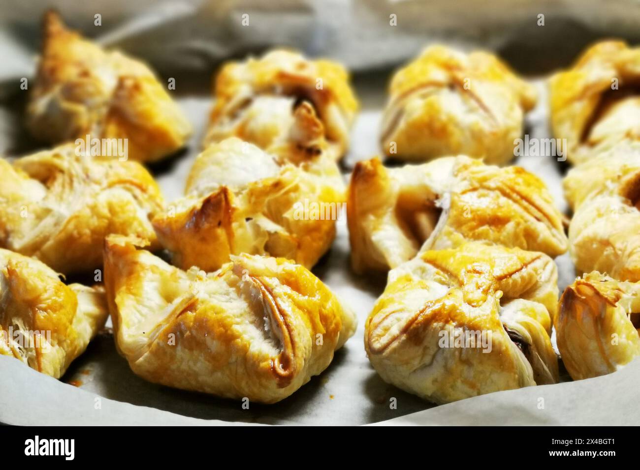 Kleine tschechische Apfelkuchen als netter Essenshintergrund Stockfoto